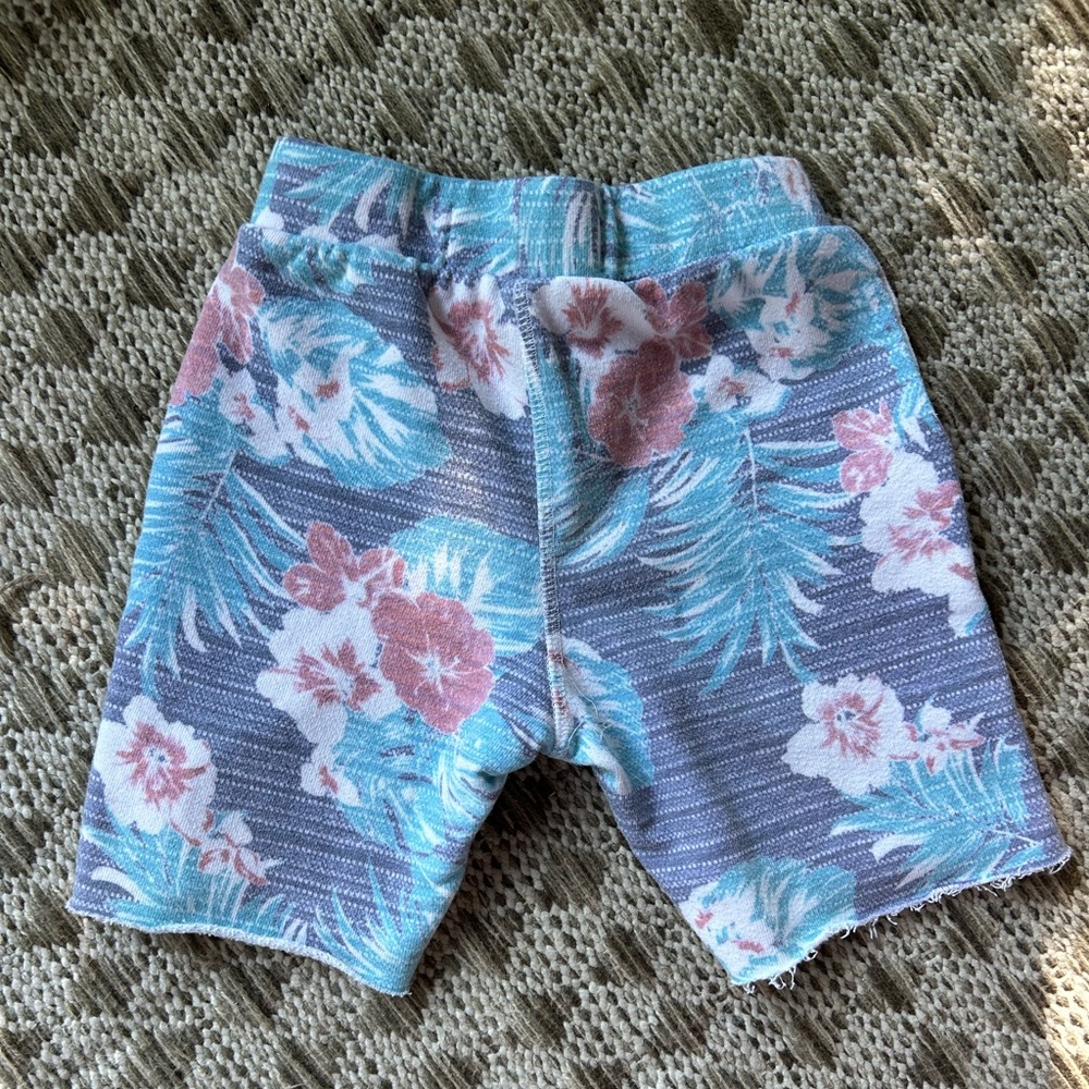 KIDS Sol Angels Tropical Shorts - Picture 3 of 3